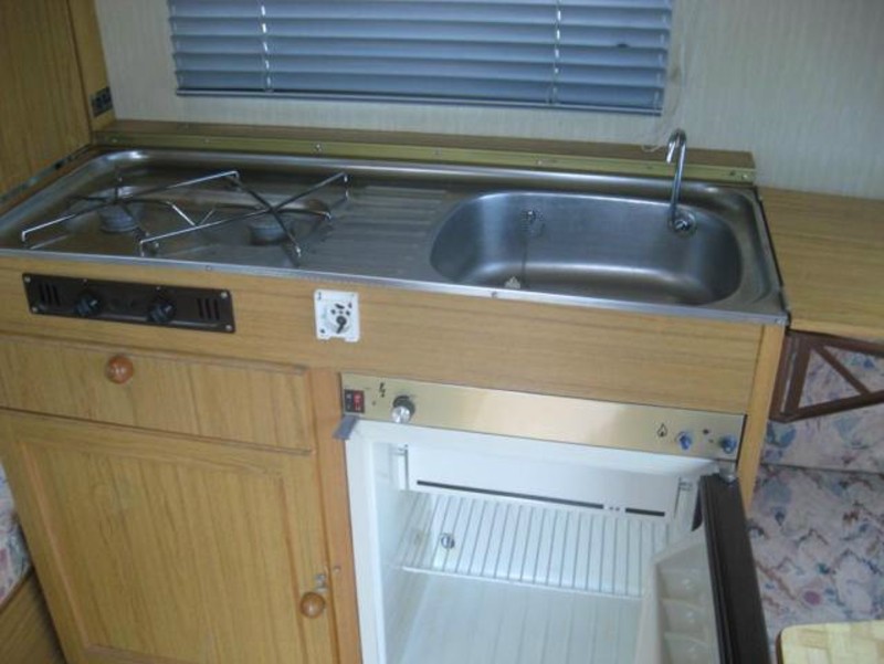 Adria 305 SL  (5)